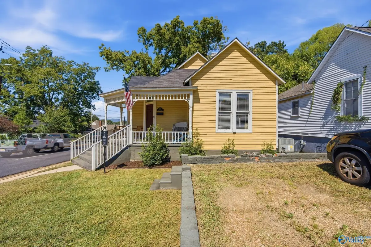 801 Wells Avenue Se, Huntsville, AL 35801 - #1