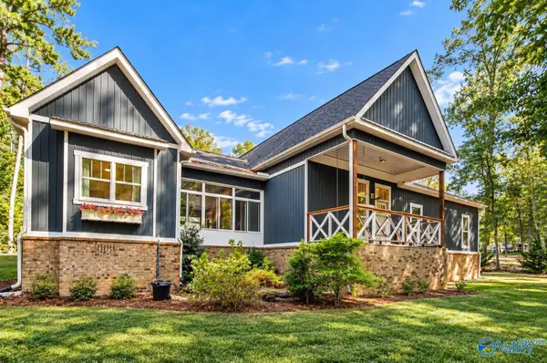 254 Mitchell Hollow Road, Grant, AL 35747