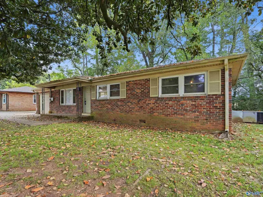 4609 Sparkman Drive Nw, Huntsville, AL 35810 - #3