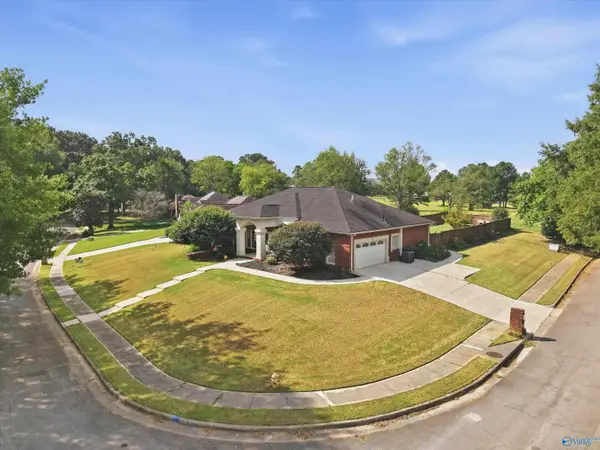 212 Greenlawn Drive, Meridianville, AL 35759