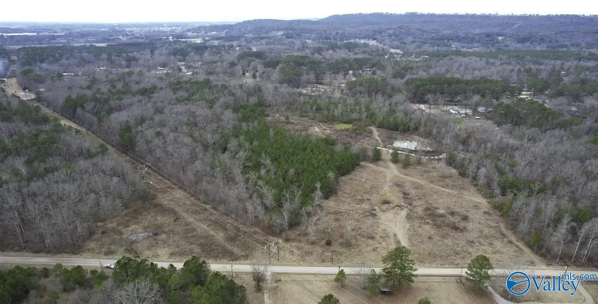 25 Center Street, Gadsden, AL 35901 - #1