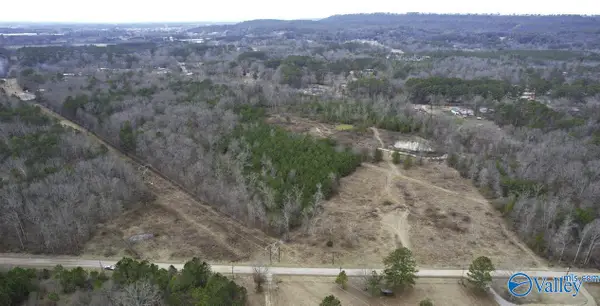 25 Center Street, Gadsden, AL 35901