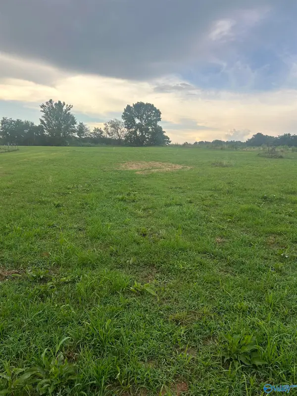6097 County Road 1763 B, Arab, AL 35016