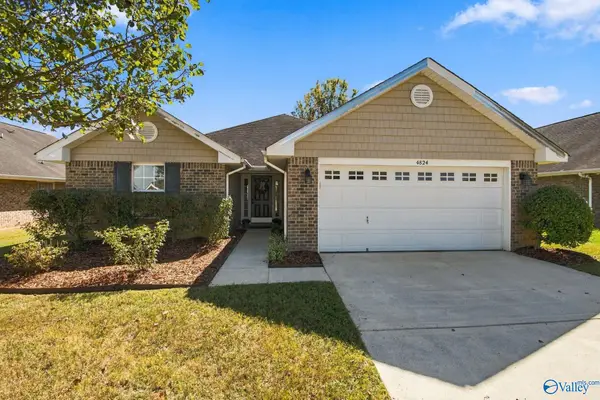 4824 Canterwood Drive Se, Owens Cross Roads, AL 35763