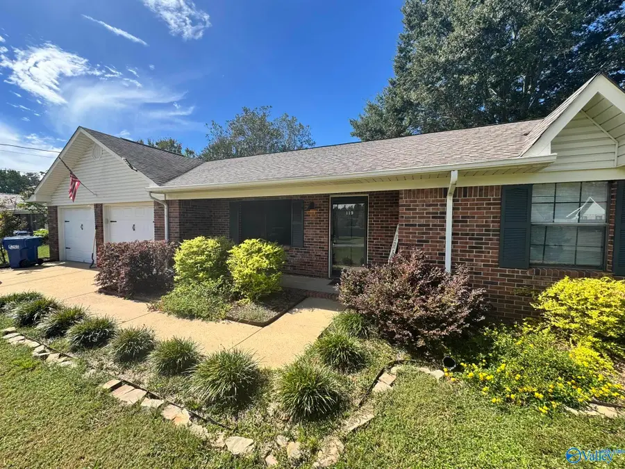 119 Ohara Dr, Albertville, AL 35950 - #3