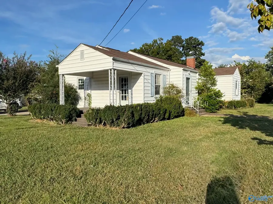 315 Nixon Street, Albertville, AL 35950 - #3
