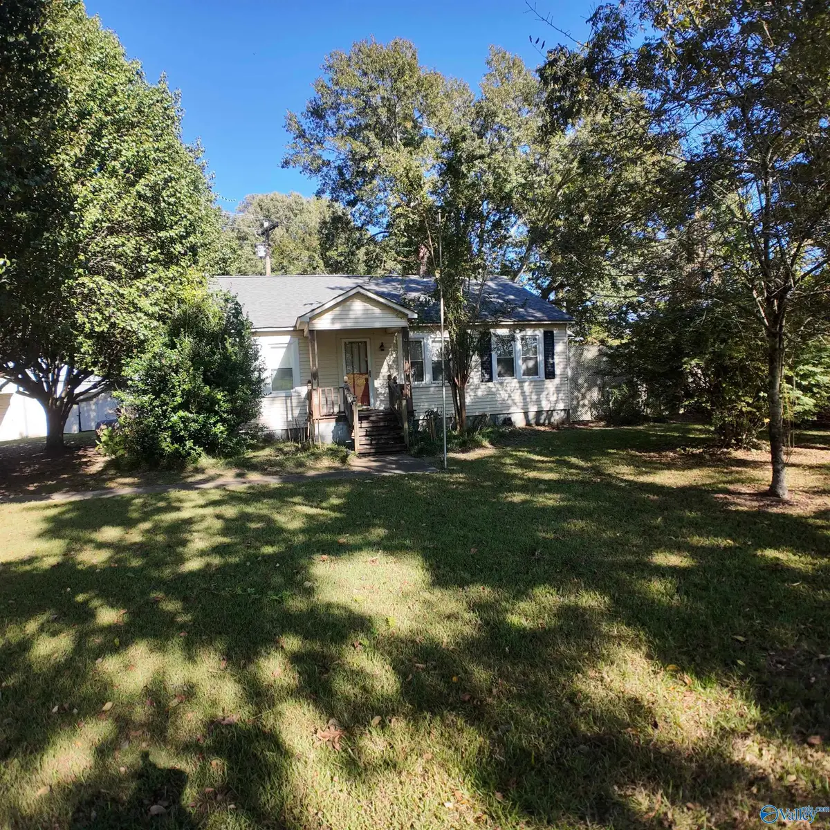 4070 County Road 1223, Vinemont, AL 35179 - #1