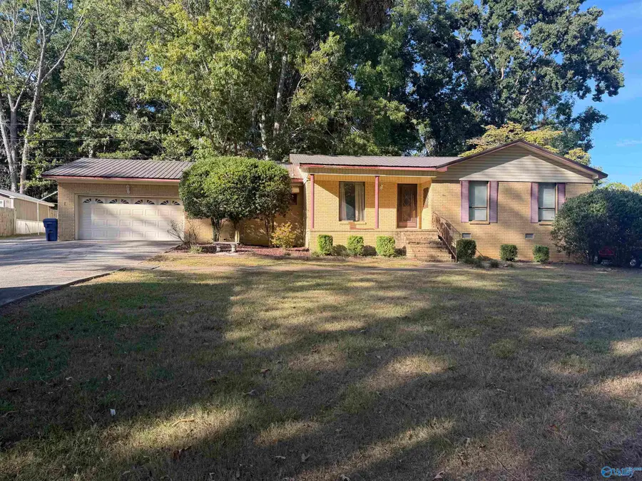 203 Bentley Circle Se, Arab, AL 35016 - #2