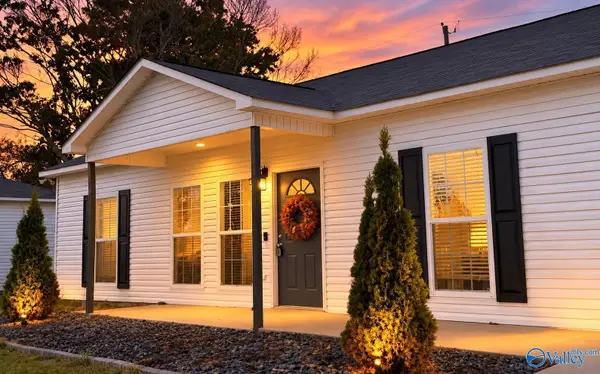 7570 Hustleville Road, Albertville, AL 35951