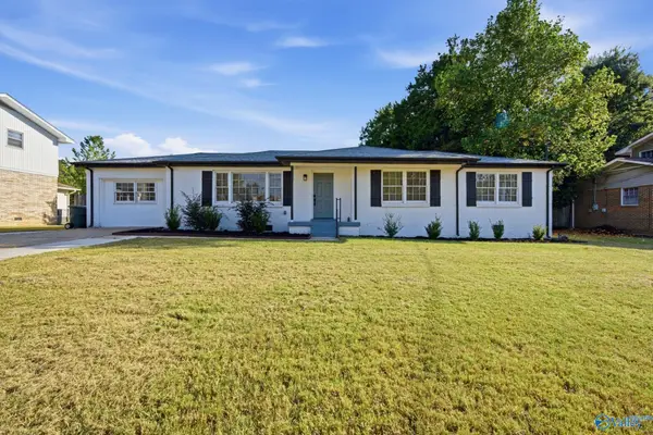 307 Meadowbrook Drive Se, Huntsville, AL 35803