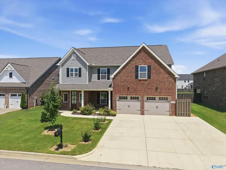 24559 Beacon Circle, Athens, AL 35613 - #2