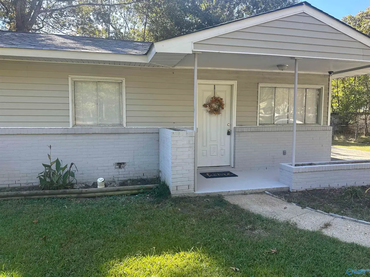 111 Carolyn Lane, Gadsden, AL 35901 - #1