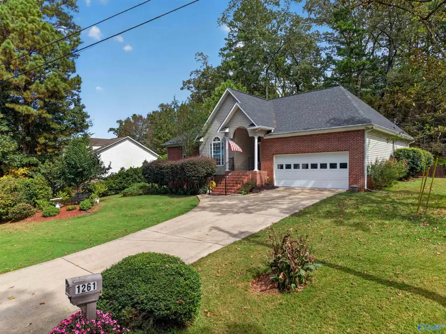1261 Holiday Drive, Southside, AL 35907 - #2