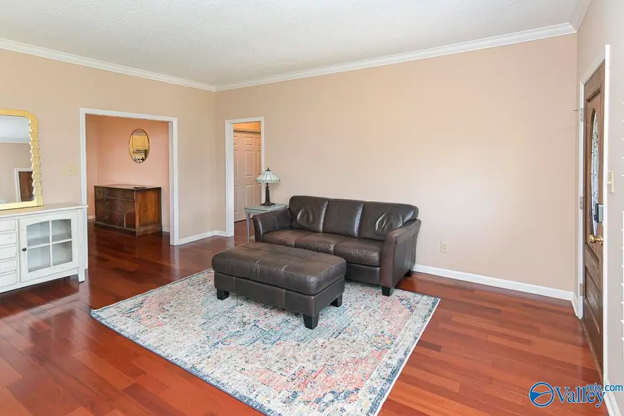 2112 Yorkshire Se, Decatur, AL 35601 - #2