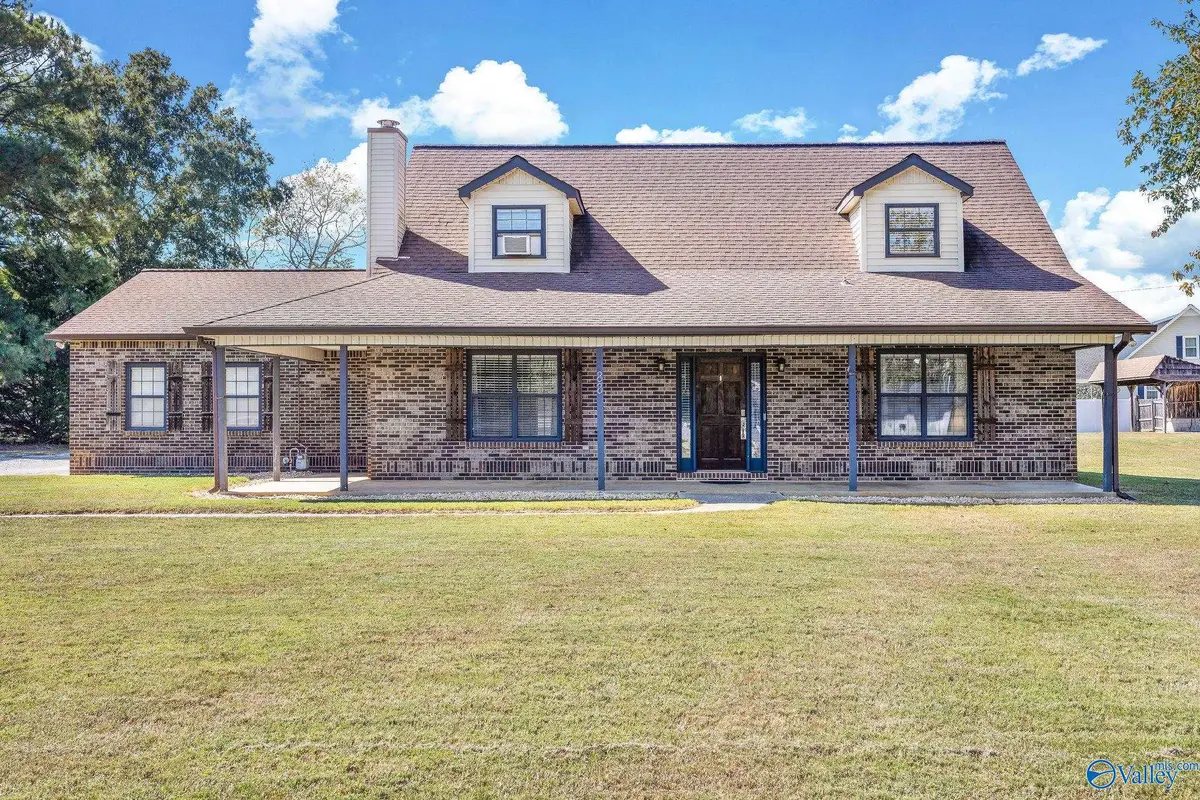 88 Willowbrook Street, Decatur, AL 35603 - #1