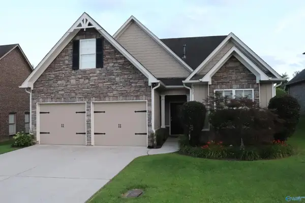 2913 Magnolia Park Drive, Owens Cross Roads, AL 35763