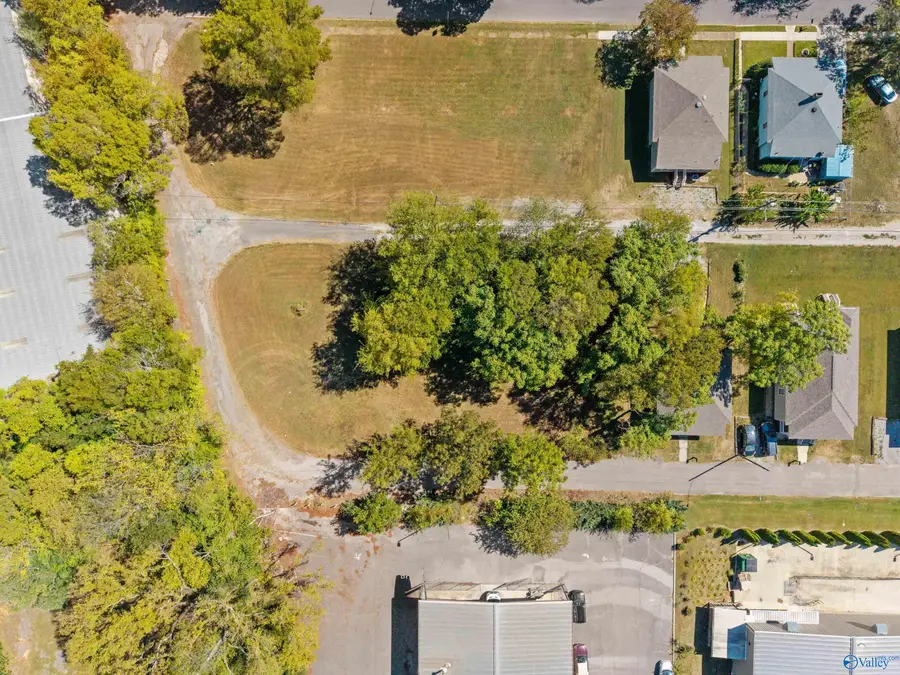 2118 Front Street Ne, Huntsville, AL 35811 - #2
