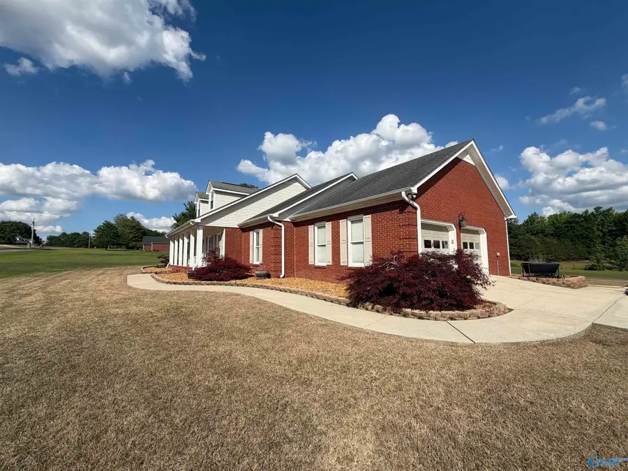 768 Celia Drive Se, Hartselle, AL 35640 - #2