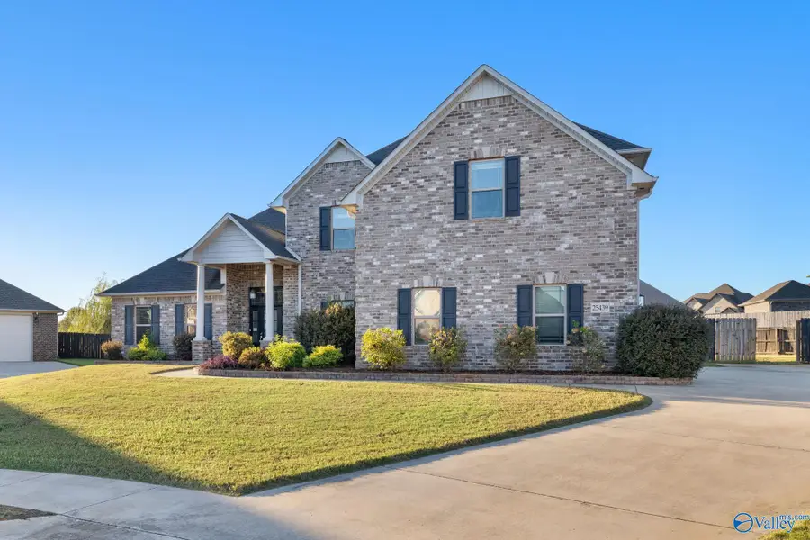 25439 Nottingham Drive, Athens, AL 35613 - #2
