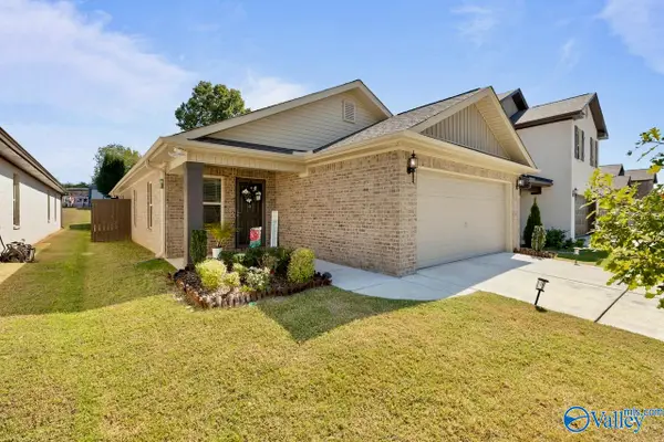 14880 Ravenel Drive, Harvest, AL 35749