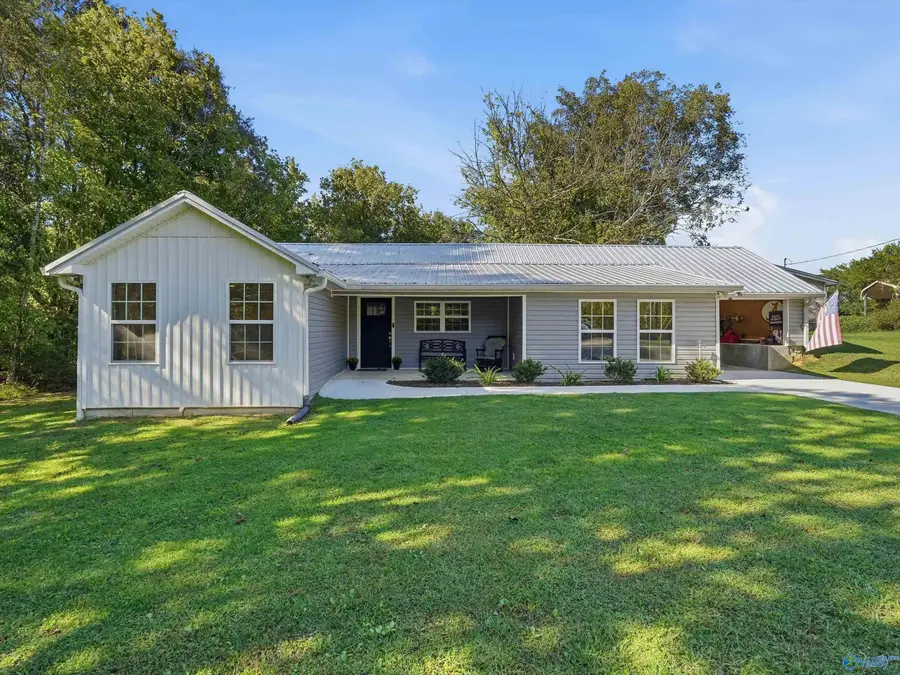 225 Smith Circle, Arab, AL 35016 - #2
