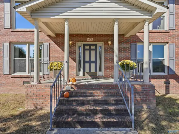 9608 Waldrop Drive Se, Huntsville, AL 35803