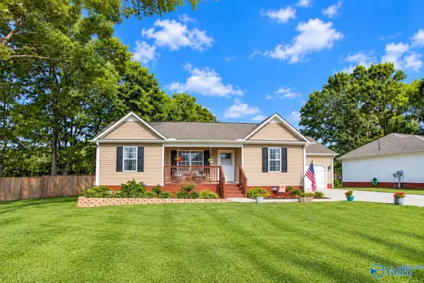 216 Temple Crossing, Arab, AL 35016