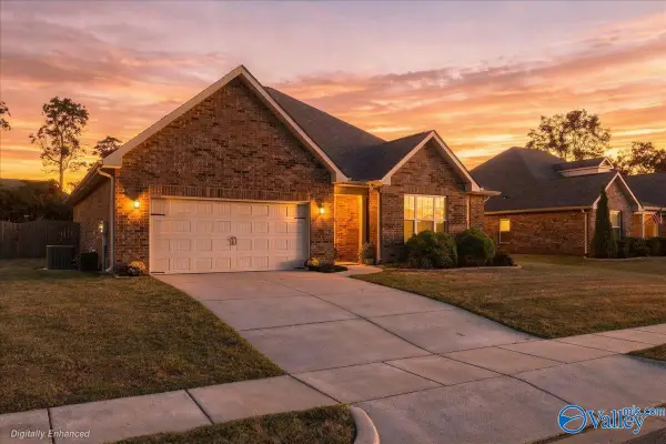 121 Berry Farm Road, Meridianville, AL 35759