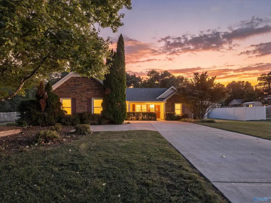 106 Kim Circle, Madison, AL 35758 - #2