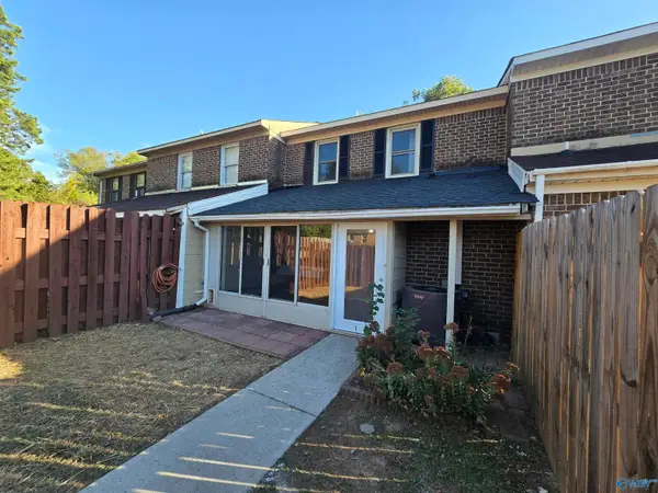 11537 Jade Lane Se, Huntsville, AL 35803