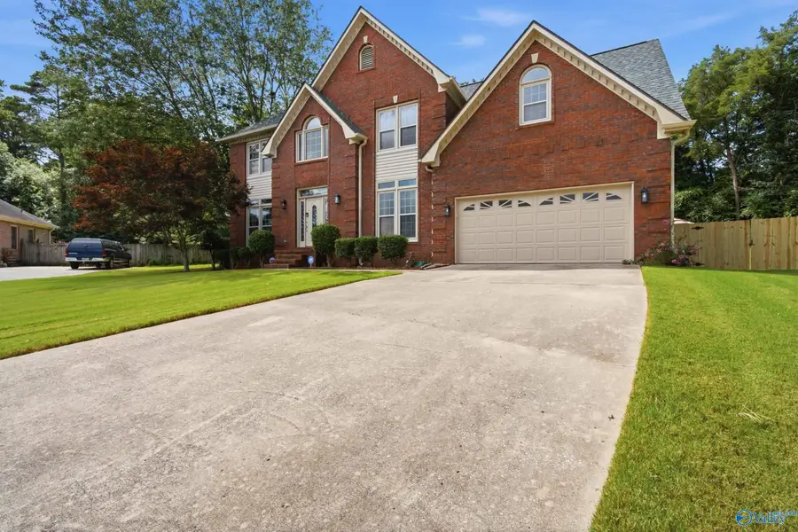134 Windingham Drive Nw, Huntsville, AL 35806 - #2