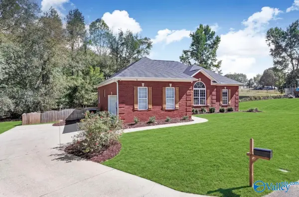 19620 Jordan Lane, Athens, AL 35613