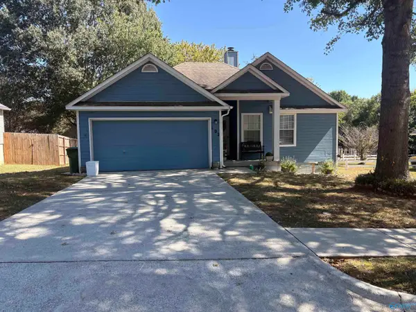102 River Oaks Drive, Madison, AL 35758