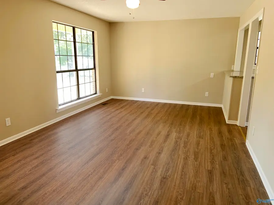1607 Edward Street Ne, Hanceville, AL 35077 - #2