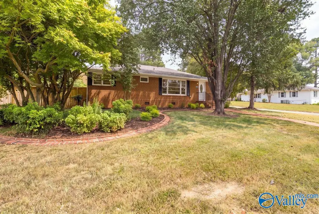 2100 Stanhope Drive Ne, Huntsville, AL 35811 - #1