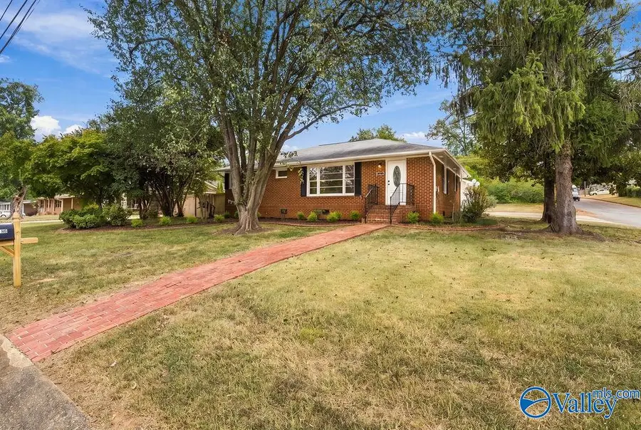 2100 Stanhope Drive Ne, Huntsville, AL 35811 - #2