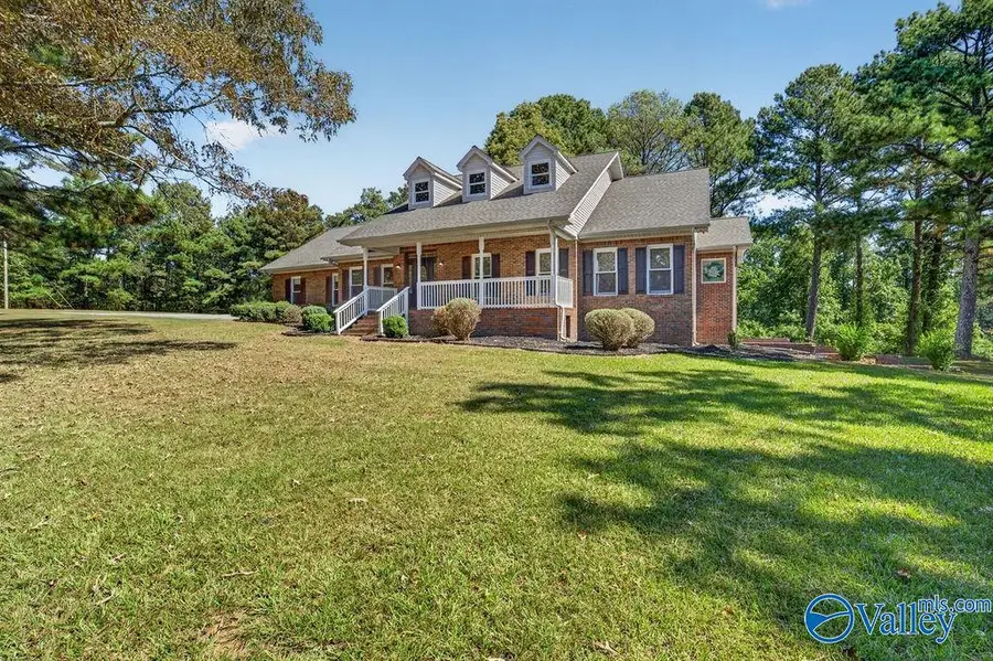 375 County Road 1427, Vinemont, AL 35058 - #2