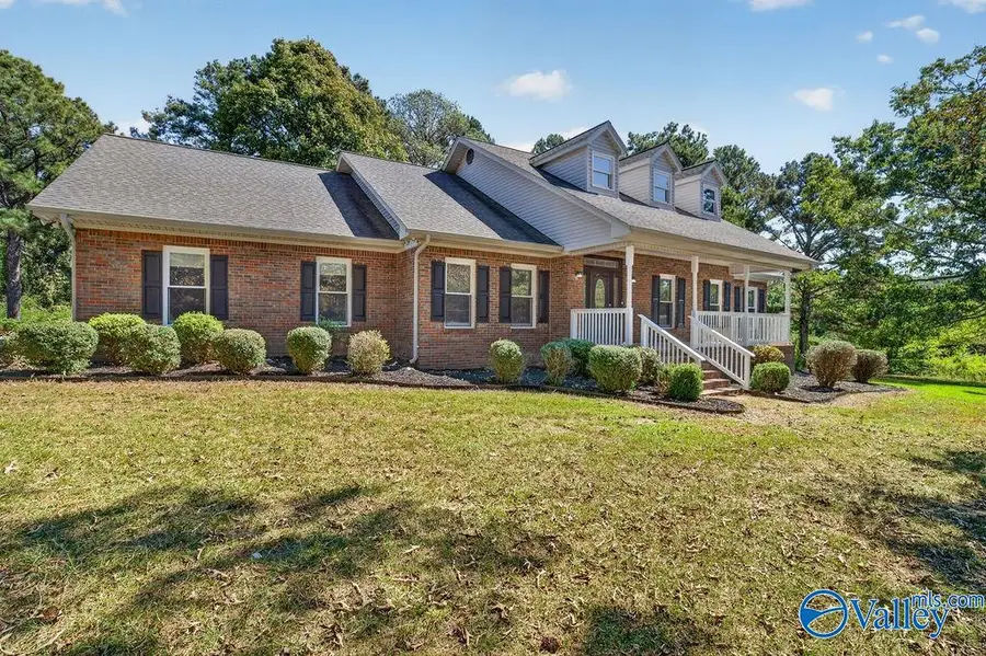 375 County Road 1427, Vinemont, AL 35058 - #3