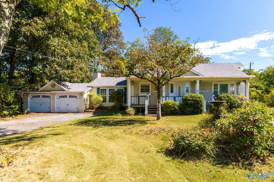 1113 Monte Sano Blvd, Huntsville, AL 35801 - #3
