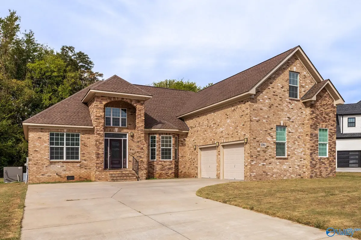 1746 Dekathalon Way Nw, Huntsville, AL 35816 - #1