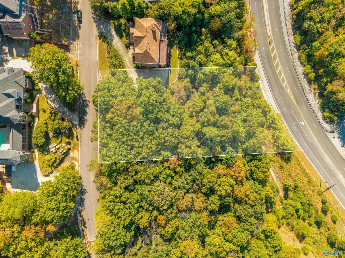 7724 Donegal Drive, Huntsville, AL 35802 - #1