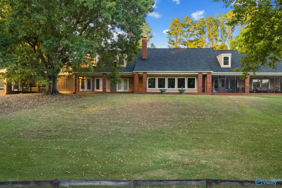 715 Robbins Beach Road, Killen, AL 35645 - #2