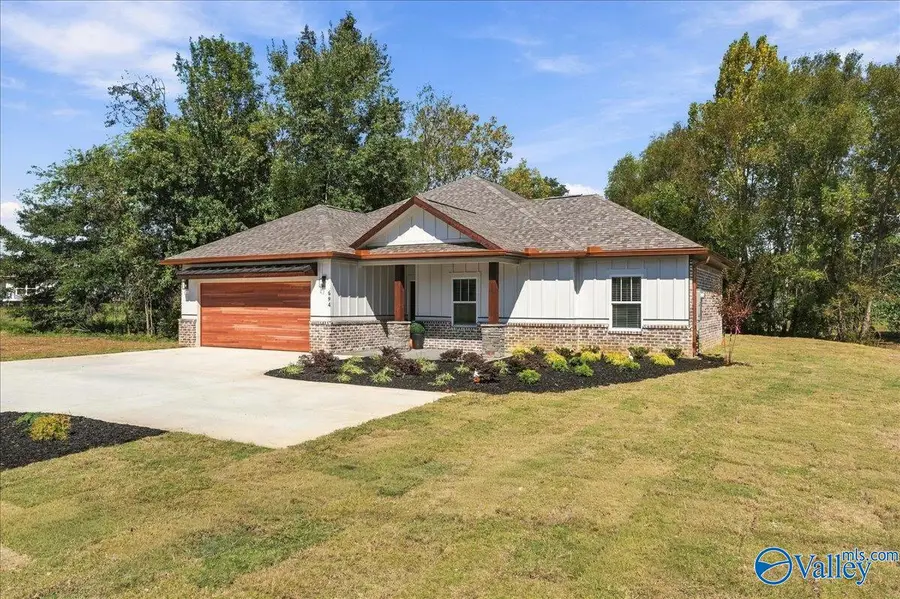 694 Knotty Walls Road, Owens Cross Roads, AL 35763 - #2