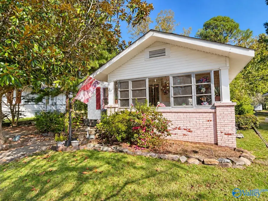 615 Turrentine Street, Gadsden, AL 35901 - #3