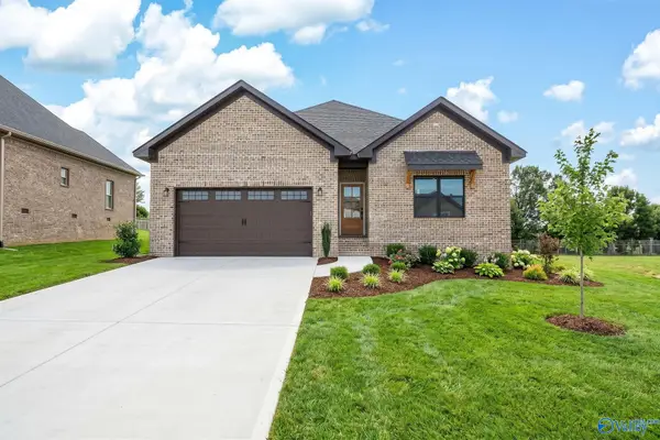 100 Krimson Circle, Albertville, AL 35951