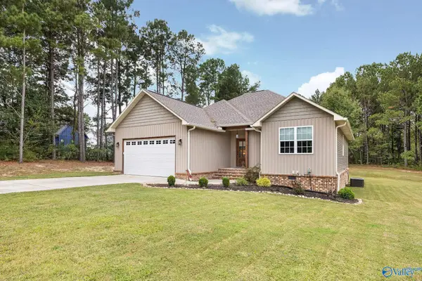 472 Country Club Road, Albertville, AL 35951