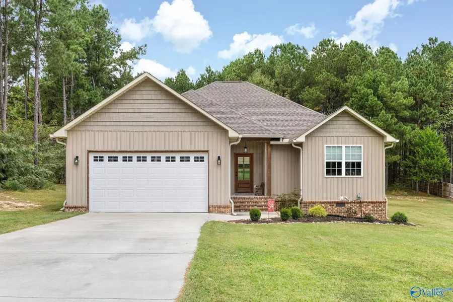 472 Country Club Road, Albertville, AL 35951 - #3