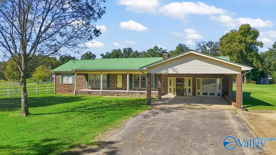 1696 Highpoint Road, Albertville, AL 35950 - #2
