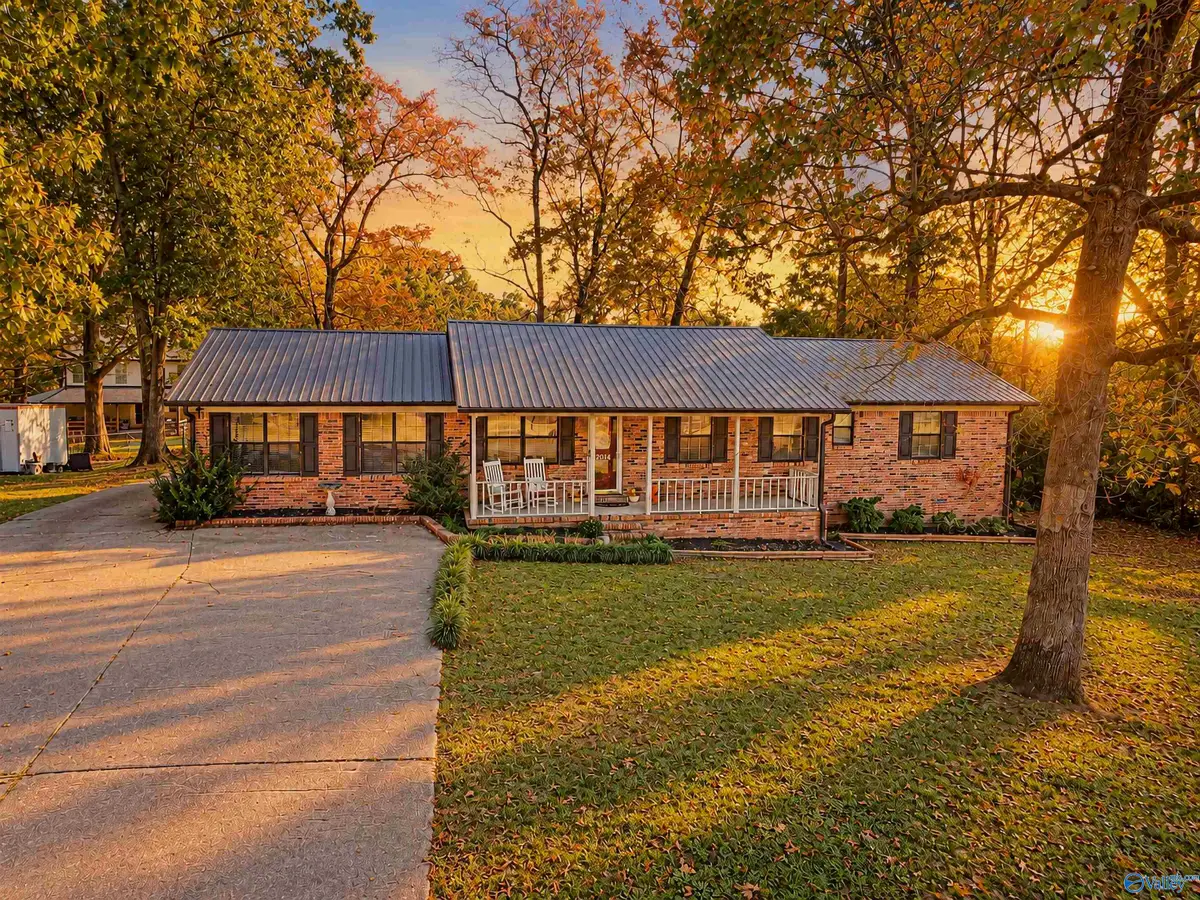 2014 Thunderbird Street, Hartselle, AL 35640 - #1