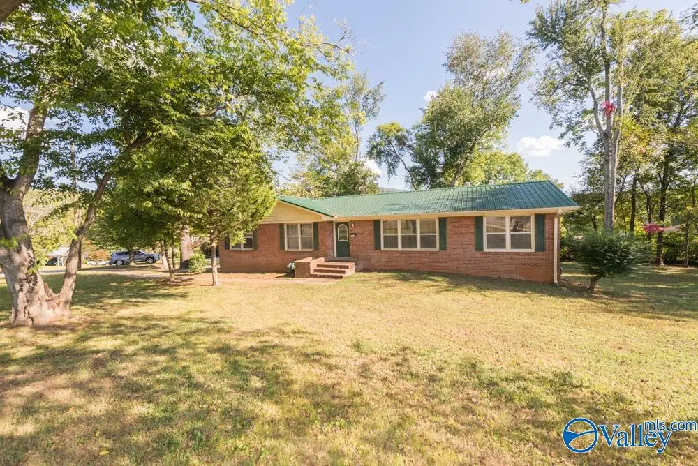 825 Watts Drive Se, Huntsville, AL 35801 - #1